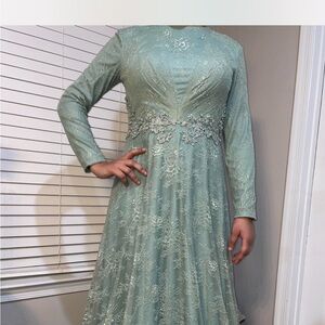 Elegant Lace Long Sleeve Dress - Green